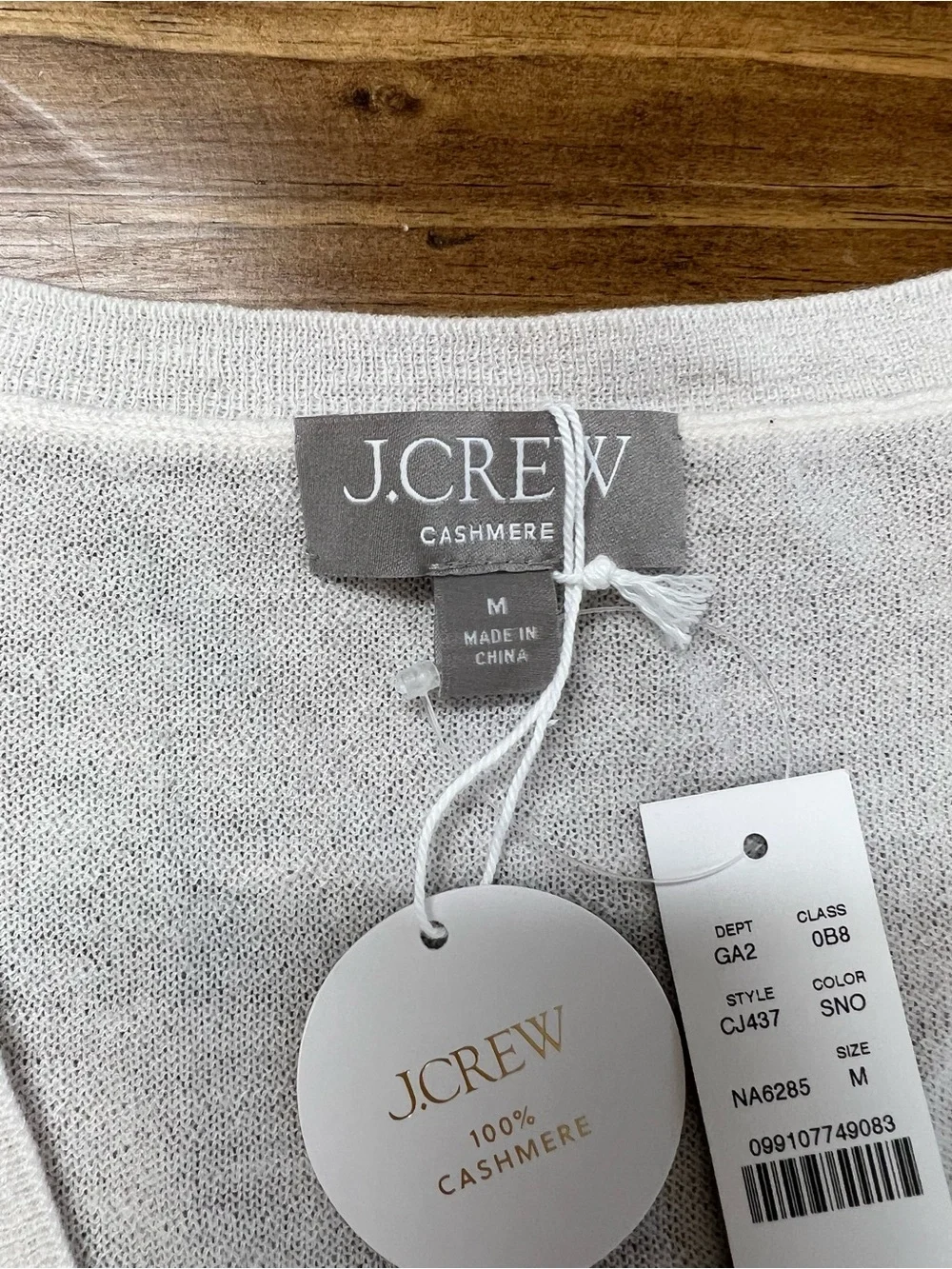 J. Crew Oversized featherweight cashmere V-neck sweater Snow White Size Medium